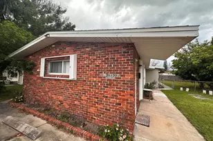 231 Woodland Ave, Cocoa Beach, FL 32931 - Photo 2