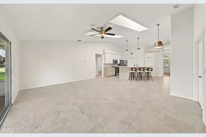 423 Vizcaya Court, Melbourne, FL 32940 - Photo 8