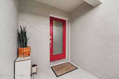 559 Jimmy Buffett Memorial Highway, Satellite Beach, FL 32937 - Photo 6