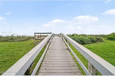 559 Jimmy Buffett Memorial Highway, Satellite Beach, FL 32937 - Photo 22