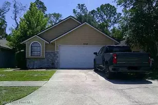 8765 Pinevalley Ln, Jacksonville, FL 32244 - Photo 1