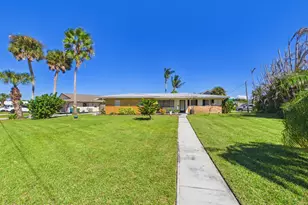 274 Beverly Ct, Melbourne Beach, FL 32951 - Photo 1