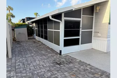 573 Carousel Lane #284, Melbourne Beach, FL 32951 - Photo 4
