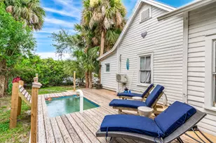 1365 Pineapple Ave, Melbourne, FL 32935 - Photo 8