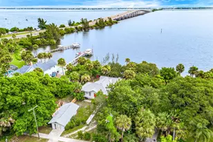 1365 Pineapple Ave, Melbourne, FL 32935 - Photo 10