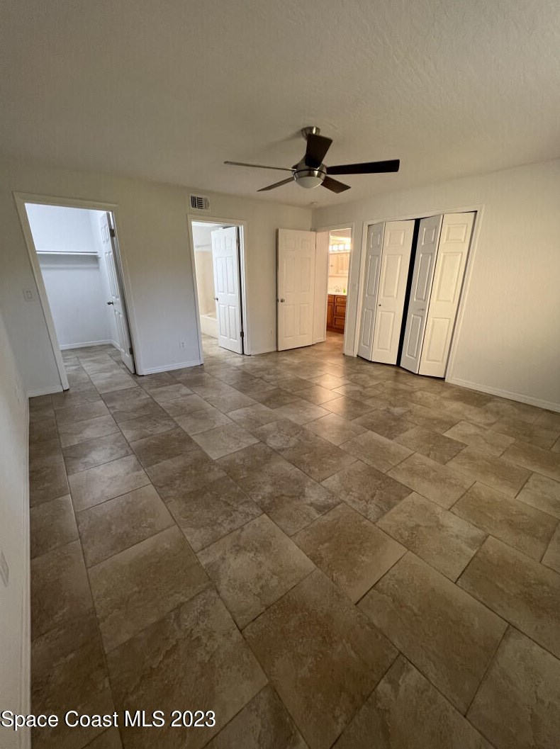 2160 Forest Knoll Dr, Melbourne, FL 32905-4645