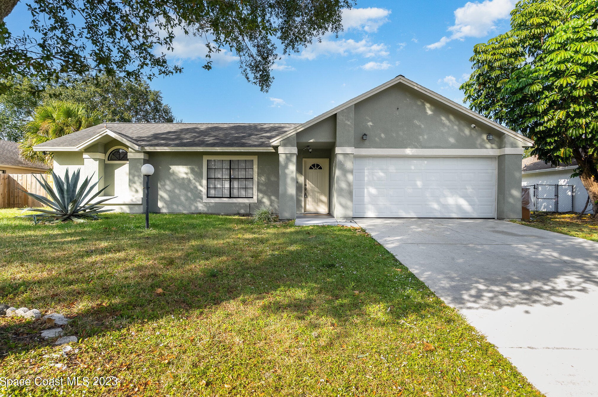 243 Ainsley St, Melbourne, FL 32909-8524