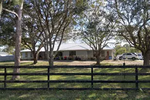 4045 Pepper Tree St, Grant-Valkaria, FL 32949 - Photo 1