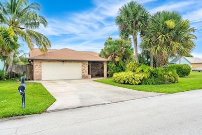 310 Spoonbill Lane, Melbourne Beach, FL 32951 - Photo 1