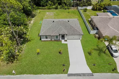 1035 Flintlock Avenue SE, Palm Bay, FL 32909 - Photo 1