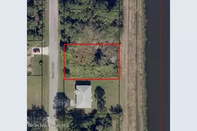 725 Tejon Avenue SW, Palm Bay, FL 32908 - Photo 1