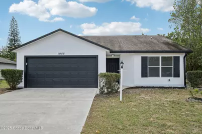 1055 9th Square, Vero Beach, FL 32960 - Photo 1