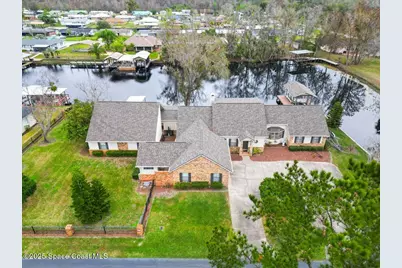 1610 Yellow Brick Road, Astor, FL 32102 - Photo 1