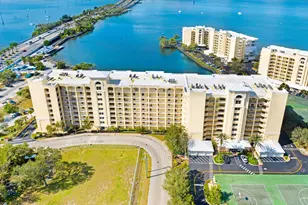 134 Starboard Ln, Merritt Island, FL 32953 - Photo 1