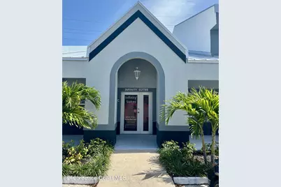 333 17th Street #D-4, Vero Beach, FL 32960 - Photo 1