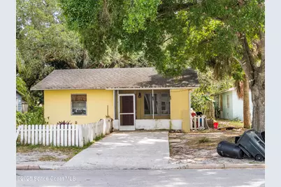 913 19th Street, Vero Beach, FL 32960 - Photo 1