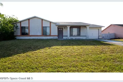 1099 Dusseldorf Avenue NW, Palm Bay, FL 32907 - Photo 1