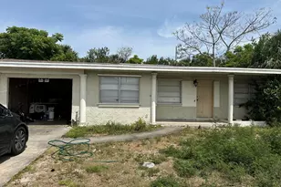 1441 Hillcrest Dr, Melbourne, FL 32935 - Photo 1