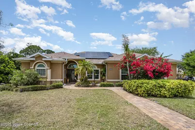 194 Ridgemont Circle SE, Palm Bay, FL 32909 - Photo 1