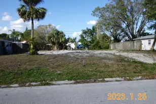 2500 Boyd Ave, Melbourne, FL 32935 - Photo 1