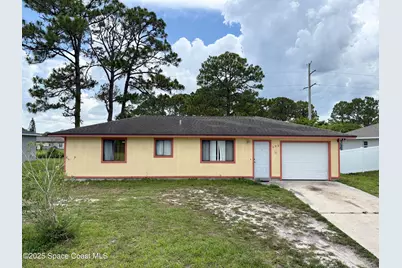 322 Ixora Avenue NW, Palm Bay, FL 32907 - Photo 1