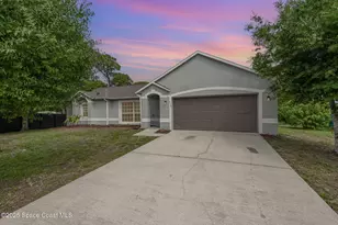 1094 Locust Ave NW, Palm Bay, FL 32907 - Photo 1