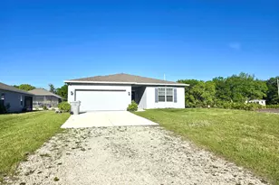 8975 102nd Ave, Vero Beach, FL 32967 - Photo 1