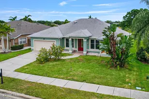 2542 Woodfield Cir, Melbourne, FL 32904 - Photo 1