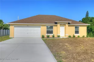 9125 101st Ave, Vero Beach, FL 32967 - Photo 1