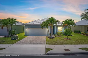 3720 Alamanda Key Dr, Melbourne, FL 32901 - Photo 1