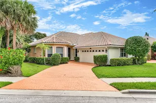 172 Whaler Dr, Melbourne Beach, FL 32951 - Photo 1