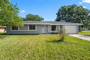 1097 Newbern St NE, Palm Bay, FL 32905 - Photo 1