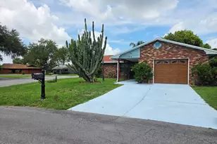 744 John Carroll Ln, Melbourne, FL 32904 - Photo 1