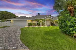 275 Camino Pl, Melbourne Beach, FL 32951 - Photo 1