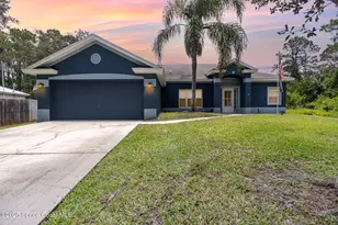 533 Holmes Ave NW, Palm Bay, FL 32907 - Photo 1