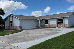 2841 College View Dr, Melbourne, FL 32935 - Photo 1