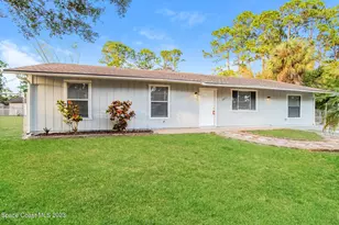 461 Truvall St SW, Palm Bay, FL 32908 - Photo 1