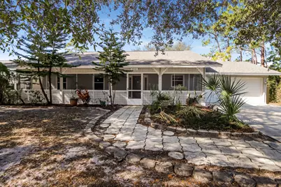 1512 Eagle Avenue NW, Palm Bay, FL 32907 - Photo 1