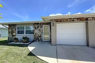 241 Ocean View Ln, Melbourne, FL 32903 - Photo 1