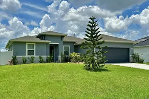458 Saragassa Ave SW, Palm Bay, FL 32908 - Photo 1
