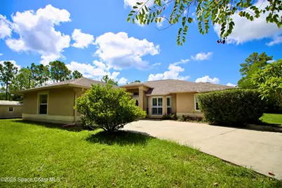 13075 81st Street, Fellsmere, FL 32948 - Photo 1