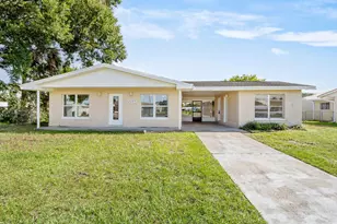 2337 Lakeview Dr, Melbourne, FL 32935 - Photo 1