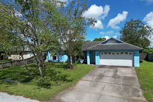 1429 Heartwellville St NW, Palm Bay, FL 32907 - Photo 1