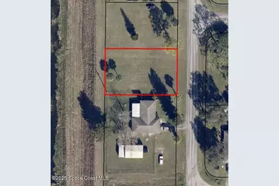 460 Hobart Avenue NW, Palm Bay, FL 32907 - Photo 1