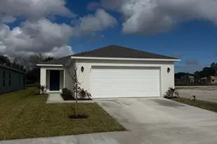 551 SW Richmond Circle, Palm Bay, FL 32908 - Photo 1