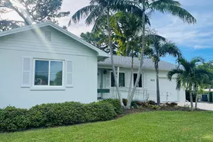 925 S Tropical Trail, Merritt Island, FL 32952 - Photo 1