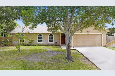 273 Jacaranda Avenue NW, Palm Bay, FL 32907 - Photo 1