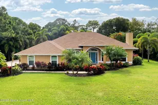 4580 Hunters Run Cir, Grant-Valkaria, FL 32949 - Photo 1