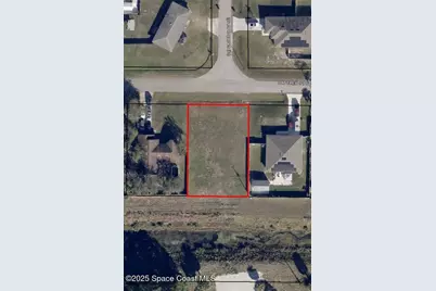 566 Hatcher Street SE, Palm Bay, FL 32909 - Photo 1