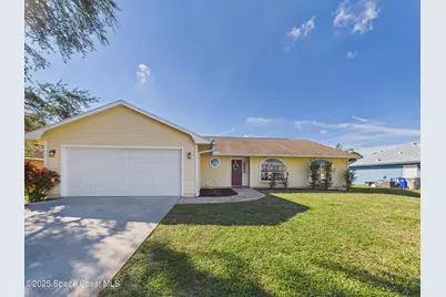 1915 19th Avenue SW, Vero Beach, FL 32962 - Photo 1